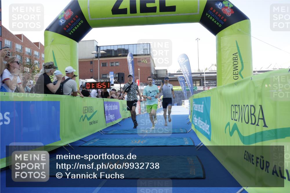 09.08.2026 - GEWOBA Citytriathlon Bremen Yannick Fuchs http://msf.ph/oto/9932738 09.08.2026 11:16:55 Ziel 249, 296 meine-sportfotos.de