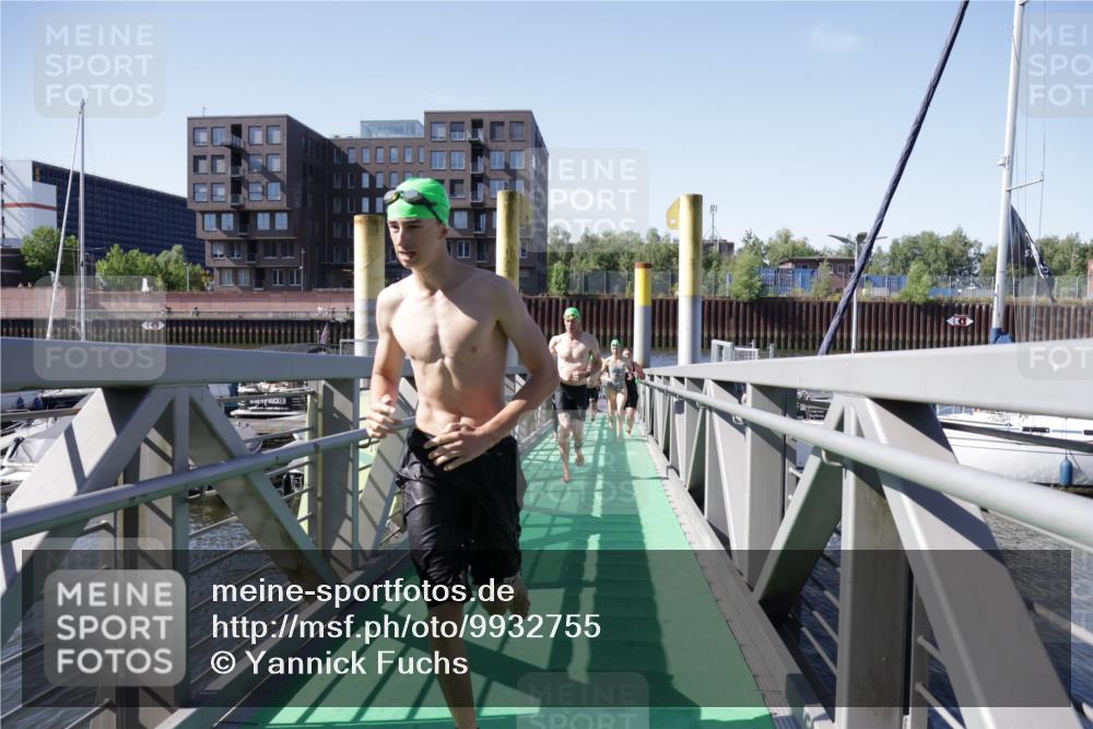 09.08.2026 - GEWOBA Citytriathlon Bremen Yannick Fuchs http://msf.ph/oto/9932755 09.08.2026 10:25:47 Schwimmen 15, 29, 43, 57, 67, 129, 153, 181, 211, 241, 422, 485, 525 meine-sportfotos.de