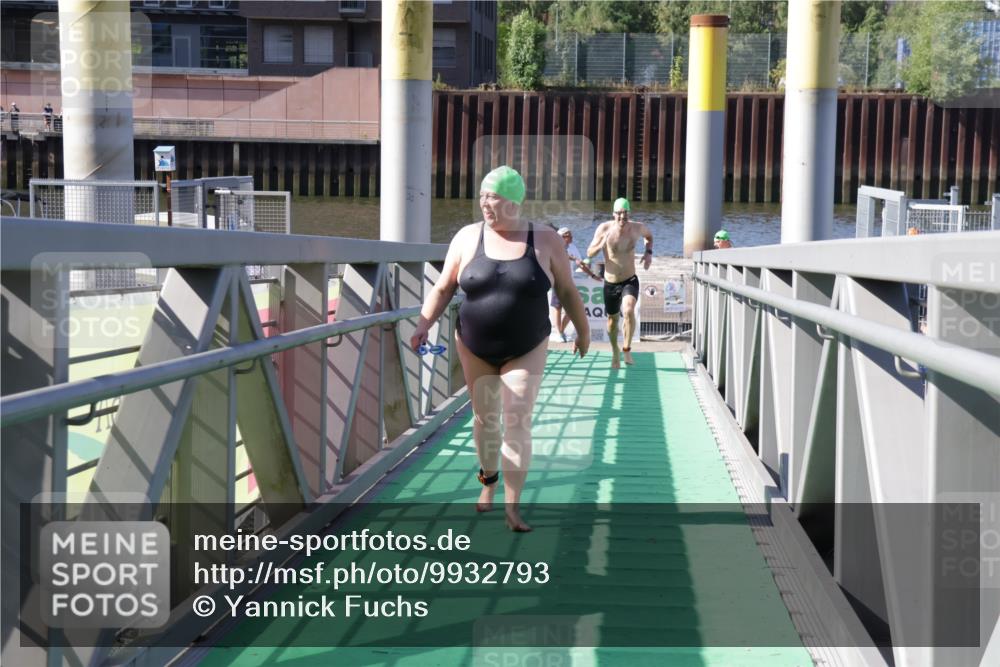 09.08.2026 - GEWOBA Citytriathlon Bremen Yannick Fuchs http://msf.ph/oto/9932793 09.08.2026 10:26:01 Schwimmen 29, 57, 129, 141, 153, 179, 181, 241, 429 meine-sportfotos.de