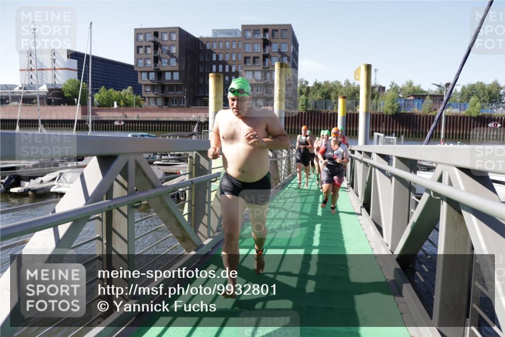 09.08.2026 - GEWOBA Citytriathlon Bremen Yannick Fuchs http://msf.ph/oto/9932801 09.08.2026 10:26:11 Schwimmen 13, 27, 31, 85, 93, 135, 139, 141, 179, 205, 223, 233, 469, 499 meine-sportfotos.de