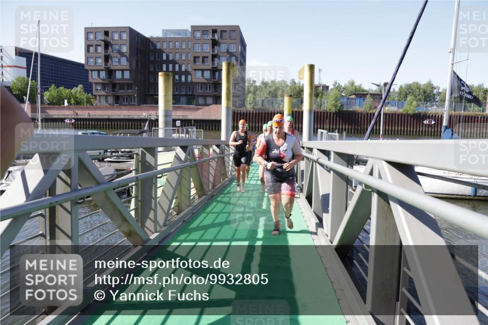 09.08.2026 - GEWOBA Citytriathlon Bremen Yannick Fuchs http://msf.ph/oto/9932805 09.08.2026 10:26:12 Schwimmen 13, 27, 31, 85, 93, 135, 139, 141, 205, 223, 233, 469, 499 meine-sportfotos.de