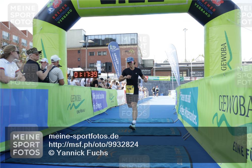 09.08.2026 - GEWOBA Citytriathlon Bremen Yannick Fuchs http://msf.ph/oto/9932824 09.08.2026 11:17:43 Ziel 25, 290 meine-sportfotos.de