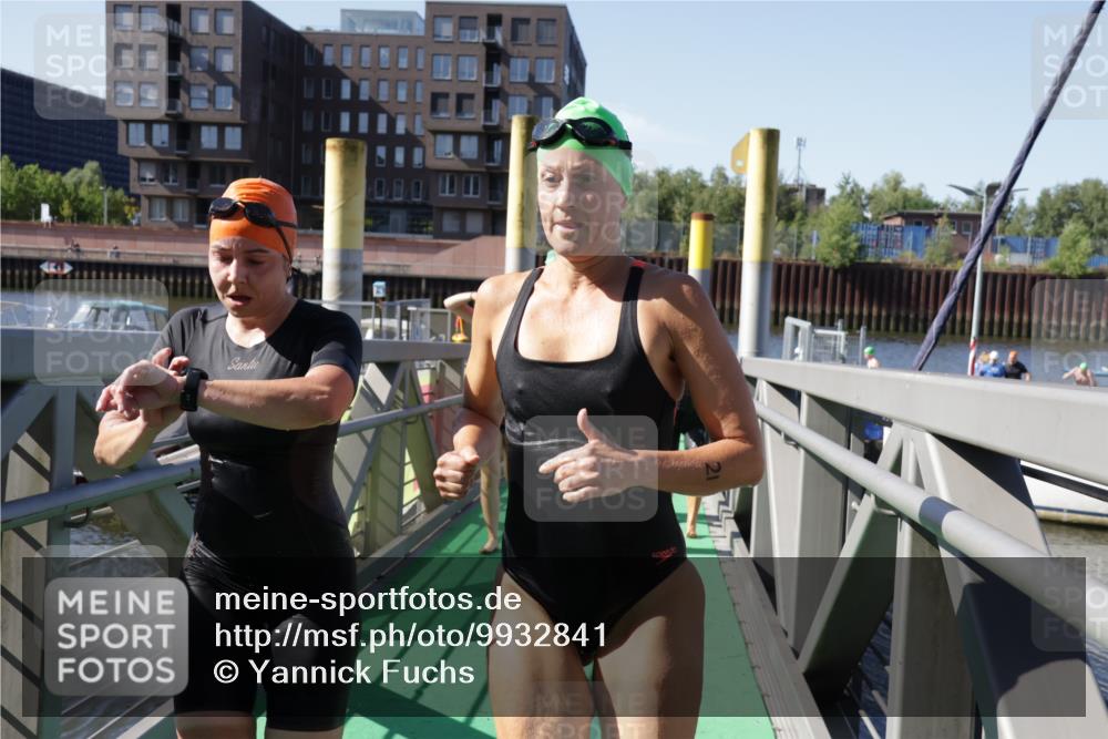 09.08.2026 - GEWOBA Citytriathlon Bremen Yannick Fuchs http://msf.ph/oto/9932841 09.08.2026 10:26:38 Schwimmen 21, 23, 33, 35, 49, 55, 61, 111, 127, 155, 189, 412, 475, 488 meine-sportfotos.de