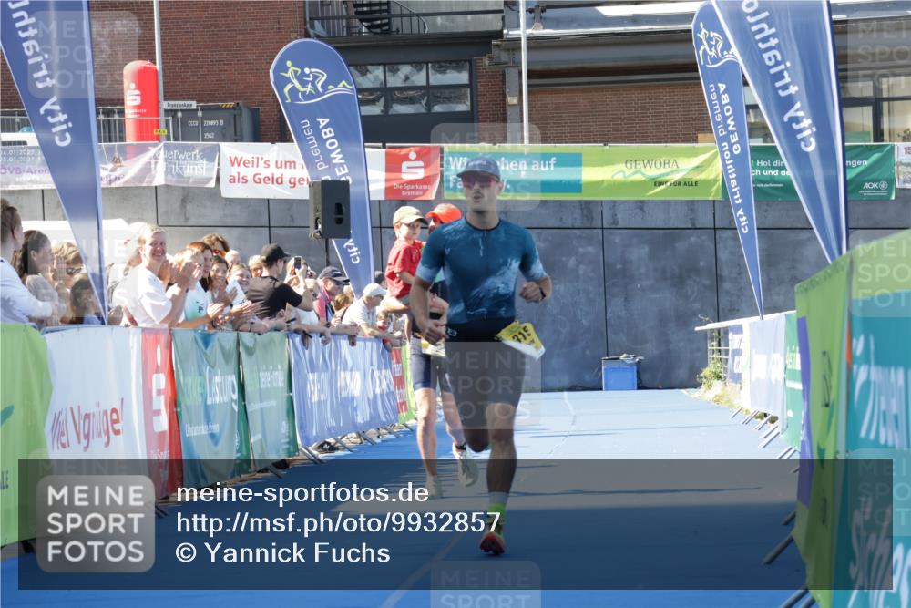 09.08.2026 - GEWOBA Citytriathlon Bremen Yannick Fuchs http://msf.ph/oto/9932857 09.08.2026 11:17:55 Ziel 59, 315, 389 meine-sportfotos.de