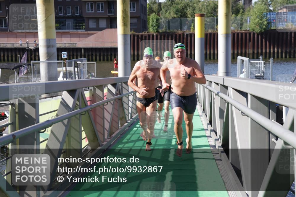 09.08.2026 - GEWOBA Citytriathlon Bremen Yannick Fuchs http://msf.ph/oto/9932867 09.08.2026 10:26:53 Schwimmen 9, 19, 33, 49, 53, 71, 117, 127, 155, 411 meine-sportfotos.de