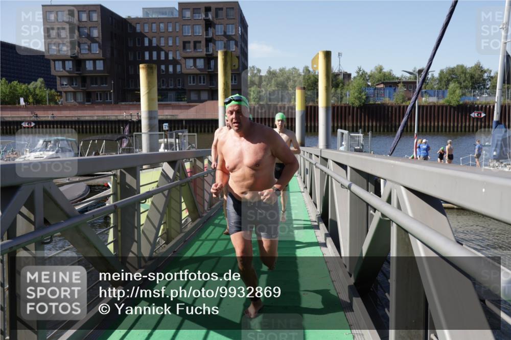 09.08.2026 - GEWOBA Citytriathlon Bremen Yannick Fuchs http://msf.ph/oto/9932869 09.08.2026 10:26:54 Schwimmen 9, 19, 33, 49, 53, 71, 117, 127, 155, 411 meine-sportfotos.de