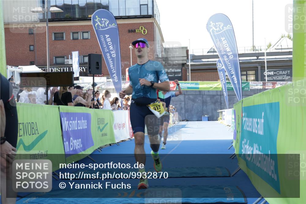 09.08.2026 - GEWOBA Citytriathlon Bremen Yannick Fuchs http://msf.ph/oto/9932870 09.08.2026 11:17:56 Ziel 315, 389 meine-sportfotos.de