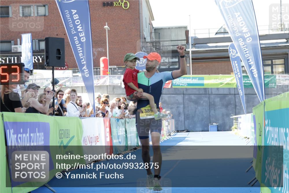 09.08.2026 - GEWOBA Citytriathlon Bremen Yannick Fuchs http://msf.ph/oto/9932875 09.08.2026 11:17:57 Ziel 315, 389 meine-sportfotos.de