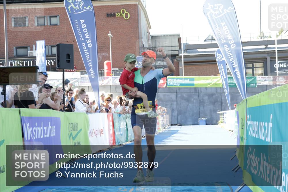 09.08.2026 - GEWOBA Citytriathlon Bremen Yannick Fuchs http://msf.ph/oto/9932879 09.08.2026 11:17:58 Ziel 315, 389 meine-sportfotos.de