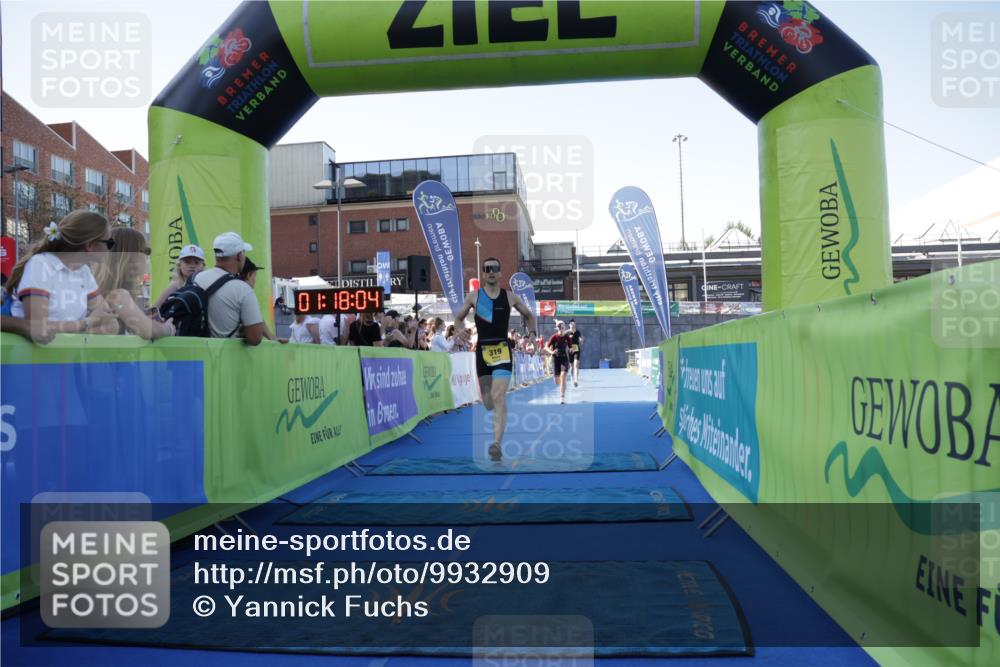 09.08.2026 - GEWOBA Citytriathlon Bremen Yannick Fuchs http://msf.ph/oto/9932909 09.08.2026 11:18:08 Ziel 318, 319, 463 meine-sportfotos.de
