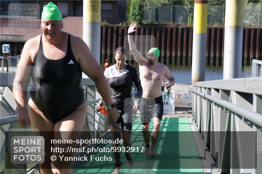 09.08.2026 - GEWOBA Citytriathlon Bremen Yannick Fuchs http://msf.ph/oto/9932917 09.08.2026 10:27:21 Schwimmen 11, 75, 77, 101, 149, 185, 199, 227, 524 meine-sportfotos.de
