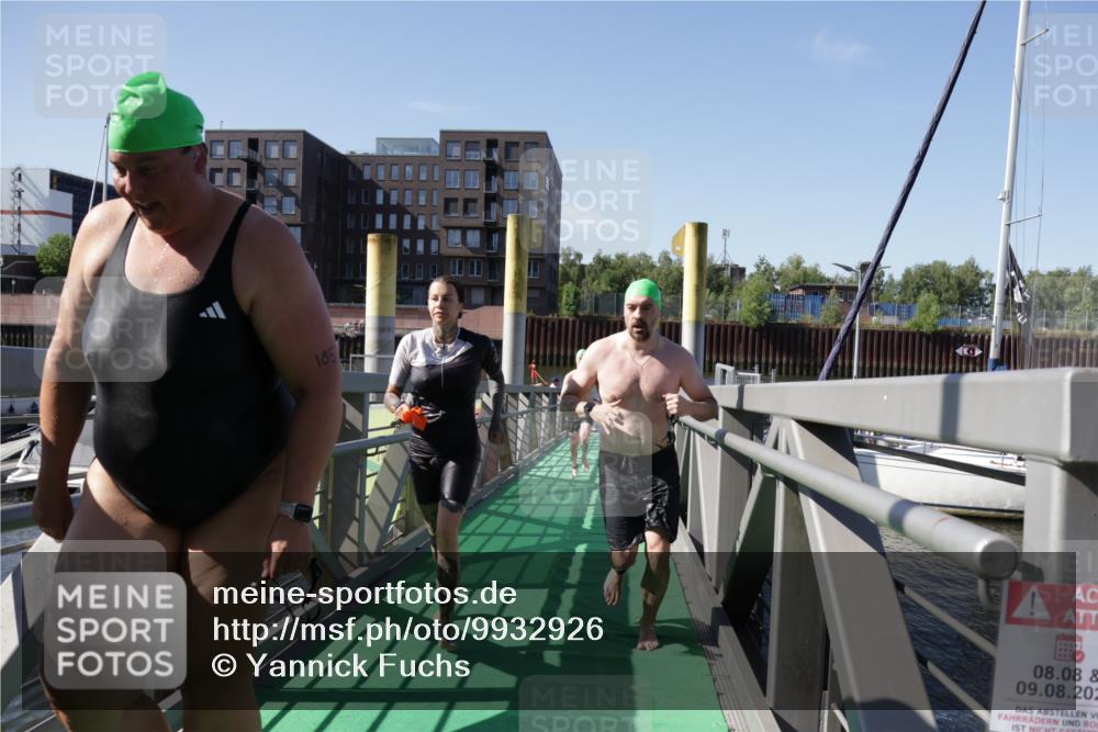 09.08.2026 - GEWOBA Citytriathlon Bremen Yannick Fuchs http://msf.ph/oto/9932926 09.08.2026 10:27:24 Schwimmen 11, 75, 77, 101, 149, 185, 199, 227, 247, 524 meine-sportfotos.de