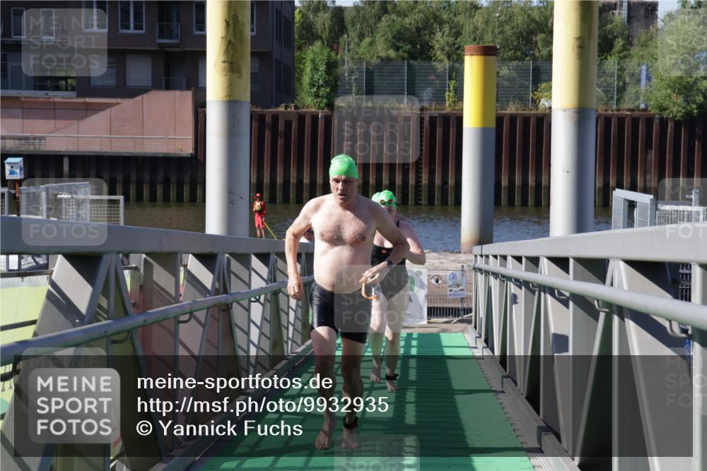 09.08.2026 - GEWOBA Citytriathlon Bremen Yannick Fuchs http://msf.ph/oto/9932935 09.08.2026 10:27:30 Schwimmen 45, 75, 149, 183, 185, 227, 247, 524 meine-sportfotos.de