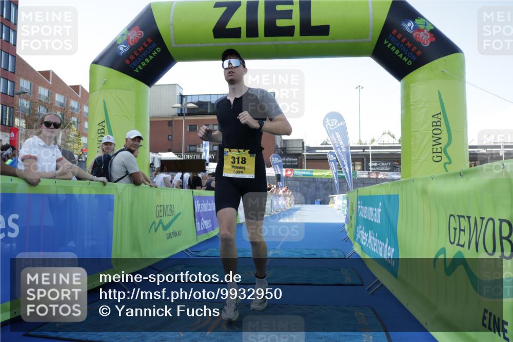 09.08.2026 - GEWOBA Citytriathlon Bremen Yannick Fuchs http://msf.ph/oto/9932950 09.08.2026 11:18:14 Ziel 318, 463 meine-sportfotos.de