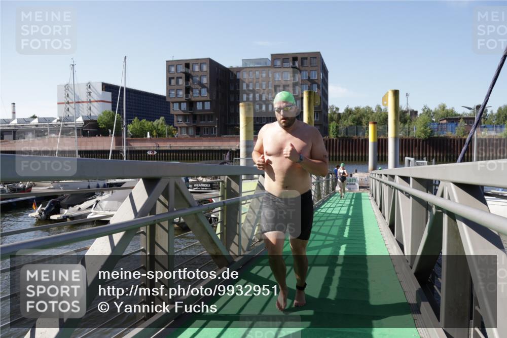 09.08.2026 - GEWOBA Citytriathlon Bremen Yannick Fuchs http://msf.ph/oto/9932951 09.08.2026 10:27:35 Schwimmen 45, 75, 81, 183, 197, 227, 247, 524 meine-sportfotos.de