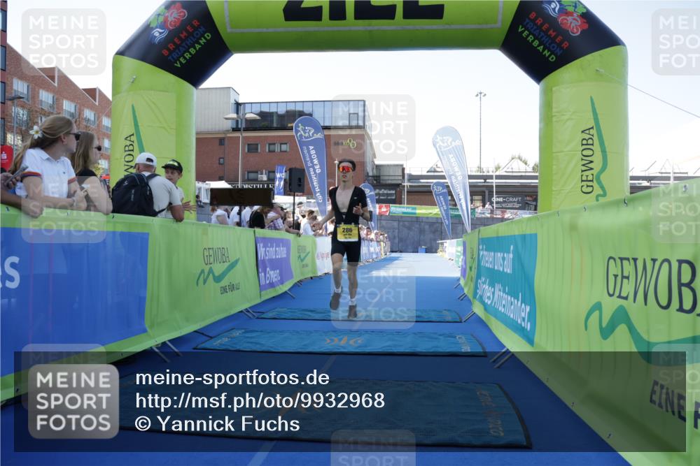 09.08.2026 - GEWOBA Citytriathlon Bremen Yannick Fuchs http://msf.ph/oto/9932968 09.08.2026 11:19:05 Ziel 286 meine-sportfotos.de