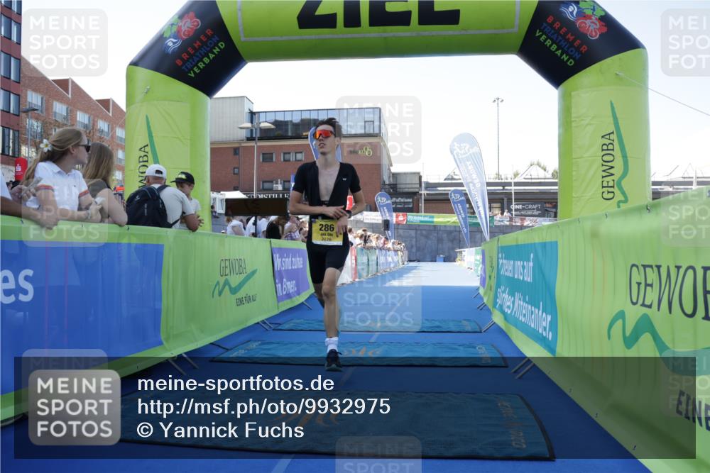 09.08.2026 - GEWOBA Citytriathlon Bremen Yannick Fuchs http://msf.ph/oto/9932975 09.08.2026 11:19:06 Ziel 286 meine-sportfotos.de