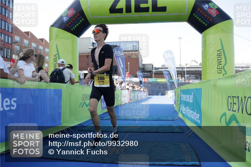 09.08.2026 - GEWOBA Citytriathlon Bremen Yannick Fuchs http://msf.ph/oto/9932980 09.08.2026 11:19:06 Ziel 286 meine-sportfotos.de