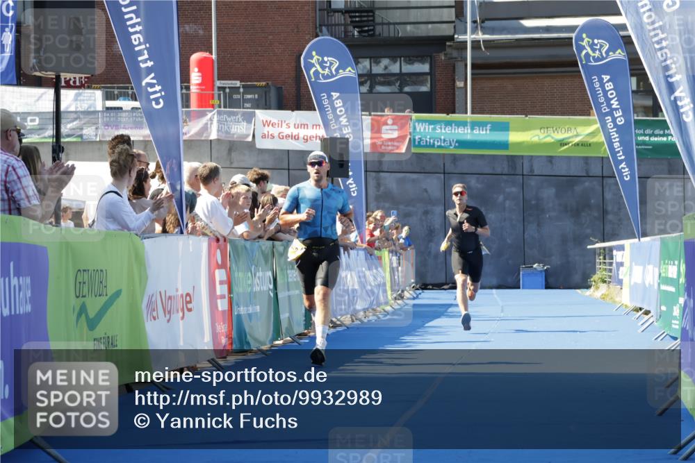 09.08.2026 - GEWOBA Citytriathlon Bremen Yannick Fuchs http://msf.ph/oto/9932989 09.08.2026 11:19:28 Ziel 402, 519 meine-sportfotos.de