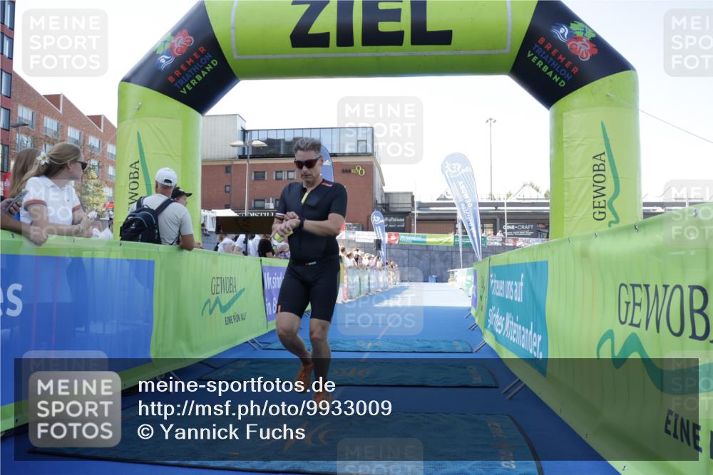 09.08.2026 - GEWOBA Citytriathlon Bremen Yannick Fuchs http://msf.ph/oto/9933009 09.08.2026 11:19:32 Ziel 402, 519 meine-sportfotos.de