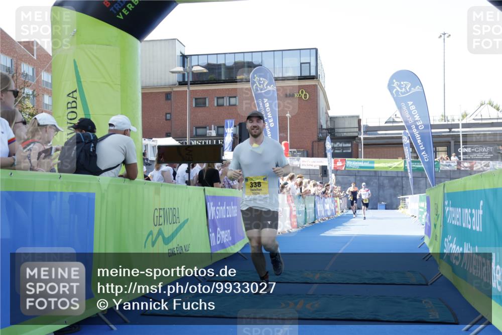 09.08.2026 - GEWOBA Citytriathlon Bremen Yannick Fuchs http://msf.ph/oto/9933027 09.08.2026 11:20:10 Ziel 338, 345 meine-sportfotos.de
