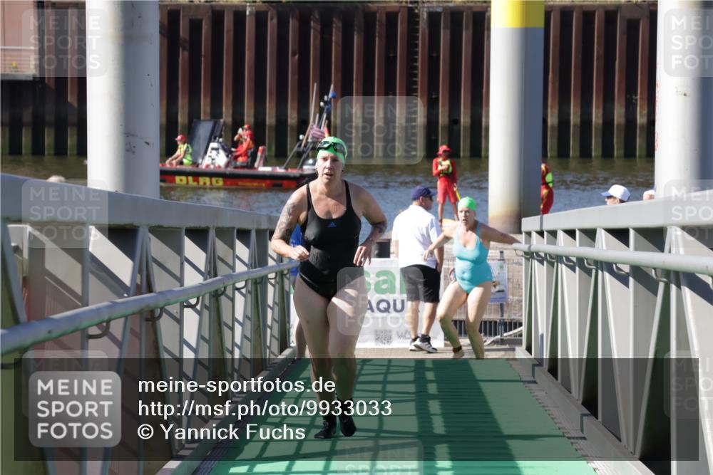 09.08.2026 - GEWOBA Citytriathlon Bremen Yannick Fuchs http://msf.ph/oto/9933033 09.08.2026 10:28:35 Schwimmen 245 meine-sportfotos.de