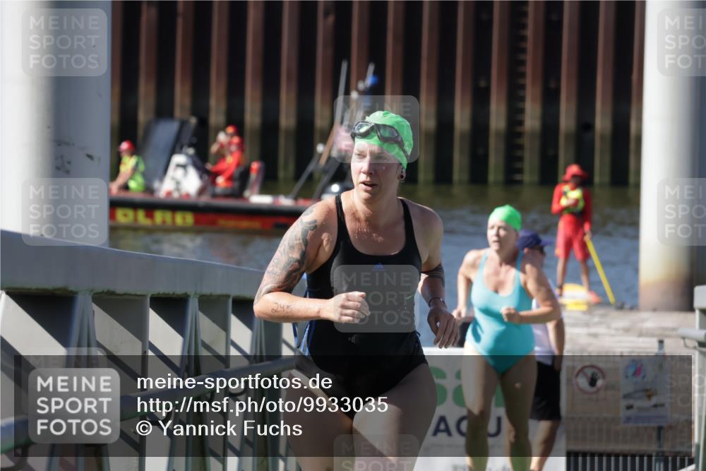 09.08.2026 - GEWOBA Citytriathlon Bremen Yannick Fuchs http://msf.ph/oto/9933035 09.08.2026 10:28:36 Schwimmen 245 meine-sportfotos.de