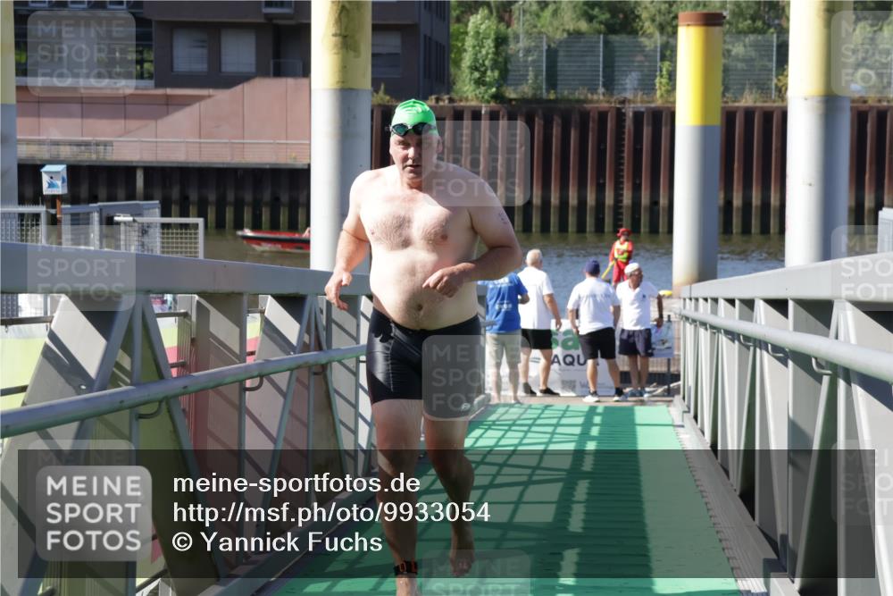 09.08.2026 - GEWOBA Citytriathlon Bremen Yannick Fuchs http://msf.ph/oto/9933054 09.08.2026 10:28:51 Schwimmen 115, 165, 245 meine-sportfotos.de