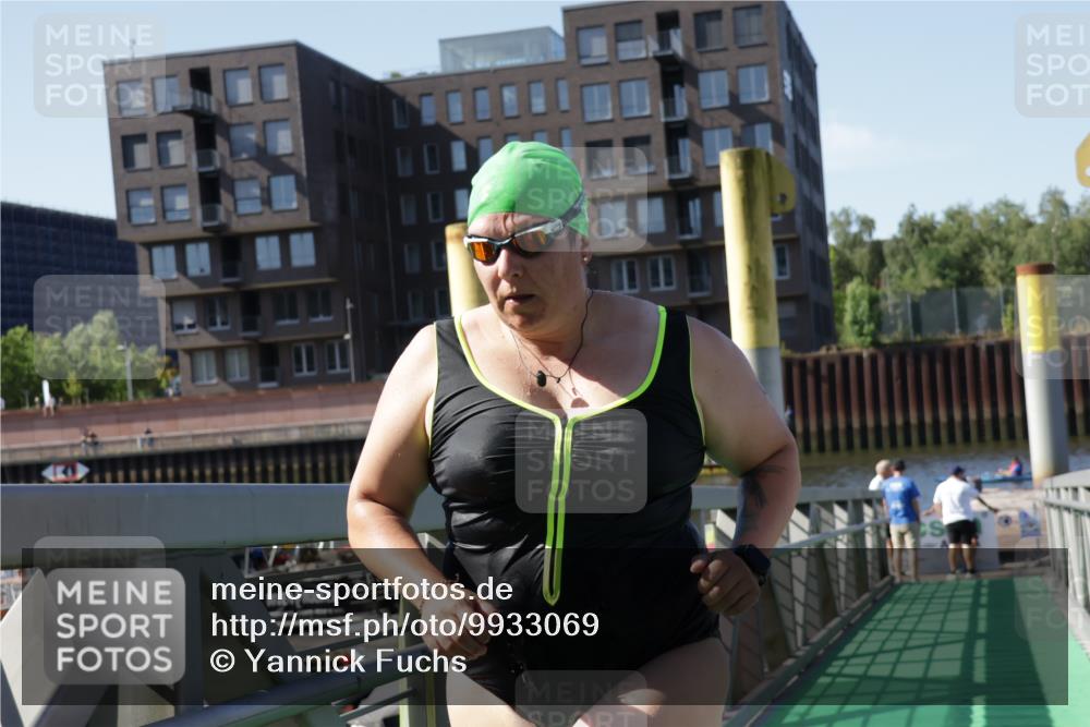 09.08.2026 - GEWOBA Citytriathlon Bremen Yannick Fuchs http://msf.ph/oto/9933069 09.08.2026 10:29:12 Schwimmen 5 meine-sportfotos.de
