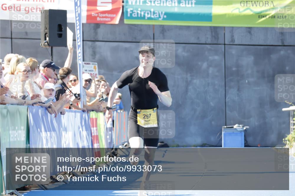 09.08.2026 - GEWOBA Citytriathlon Bremen Yannick Fuchs http://msf.ph/oto/9933073 09.08.2026 11:20:30 Ziel 297 meine-sportfotos.de