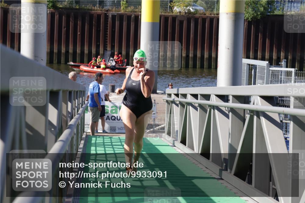 09.08.2026 - GEWOBA Citytriathlon Bremen Yannick Fuchs http://msf.ph/oto/9933091 09.08.2026 10:30:27 Schwimmen 79 meine-sportfotos.de