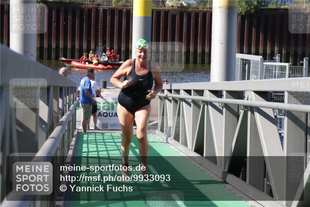 09.08.2026 - GEWOBA Citytriathlon Bremen Yannick Fuchs http://msf.ph/oto/9933093 09.08.2026 10:30:27 Schwimmen 79 meine-sportfotos.de