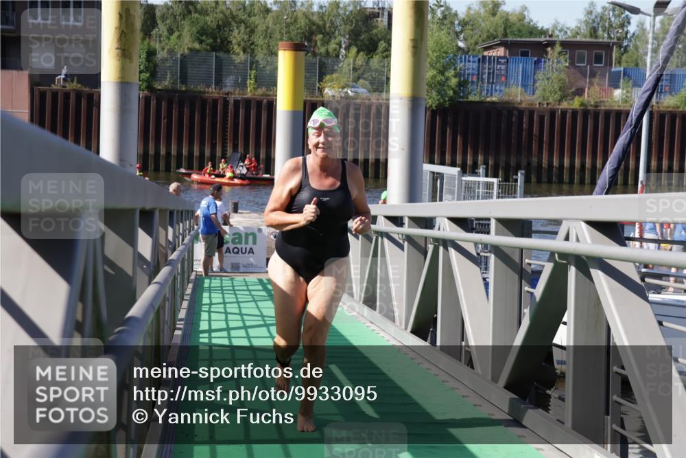 09.08.2026 - GEWOBA Citytriathlon Bremen Yannick Fuchs http://msf.ph/oto/9933095 09.08.2026 10:30:29 Schwimmen 79 meine-sportfotos.de