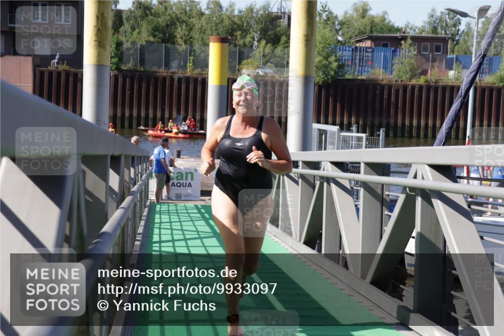 09.08.2026 - GEWOBA Citytriathlon Bremen Yannick Fuchs http://msf.ph/oto/9933097 09.08.2026 10:30:29 Schwimmen 79 meine-sportfotos.de