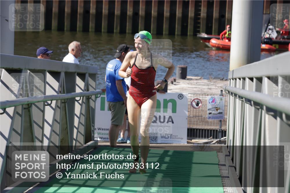 09.08.2026 - GEWOBA Citytriathlon Bremen Yannick Fuchs http://msf.ph/oto/9933112 09.08.2026 10:30:45 Schwimmen 147, 213 meine-sportfotos.de