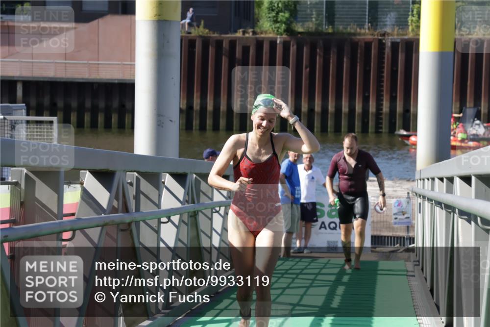 09.08.2026 - GEWOBA Citytriathlon Bremen Yannick Fuchs http://msf.ph/oto/9933119 09.08.2026 10:30:49 Schwimmen 147, 161, 213 meine-sportfotos.de