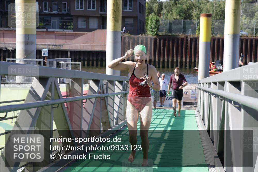 09.08.2026 - GEWOBA Citytriathlon Bremen Yannick Fuchs http://msf.ph/oto/9933123 09.08.2026 10:30:50 Schwimmen 147, 161, 213 meine-sportfotos.de