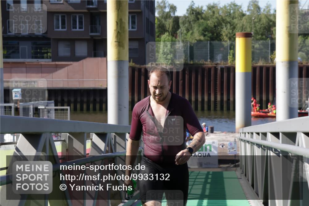09.08.2026 - GEWOBA Citytriathlon Bremen Yannick Fuchs http://msf.ph/oto/9933132 09.08.2026 10:30:58 Schwimmen 147, 161 meine-sportfotos.de