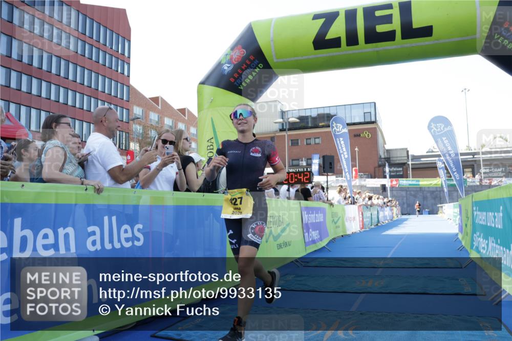 09.08.2026 - GEWOBA Citytriathlon Bremen Yannick Fuchs http://msf.ph/oto/9933135 09.08.2026 11:20:46 Ziel 293, 301, 427 meine-sportfotos.de