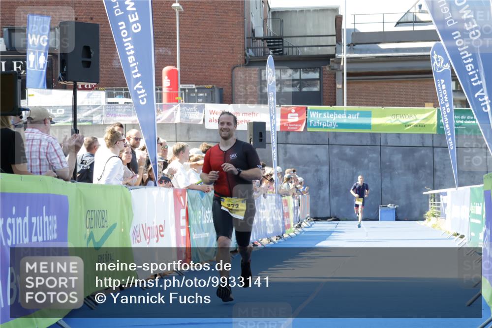 09.08.2026 - GEWOBA Citytriathlon Bremen Yannick Fuchs http://msf.ph/oto/9933141 09.08.2026 11:20:54 Ziel 372 meine-sportfotos.de