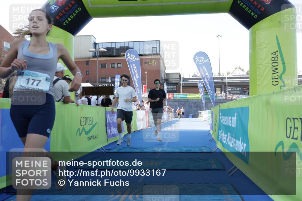 09.08.2026 - GEWOBA Citytriathlon Bremen Yannick Fuchs http://msf.ph/oto/9933167 09.08.2026 11:21:08 Ziel 177 meine-sportfotos.de