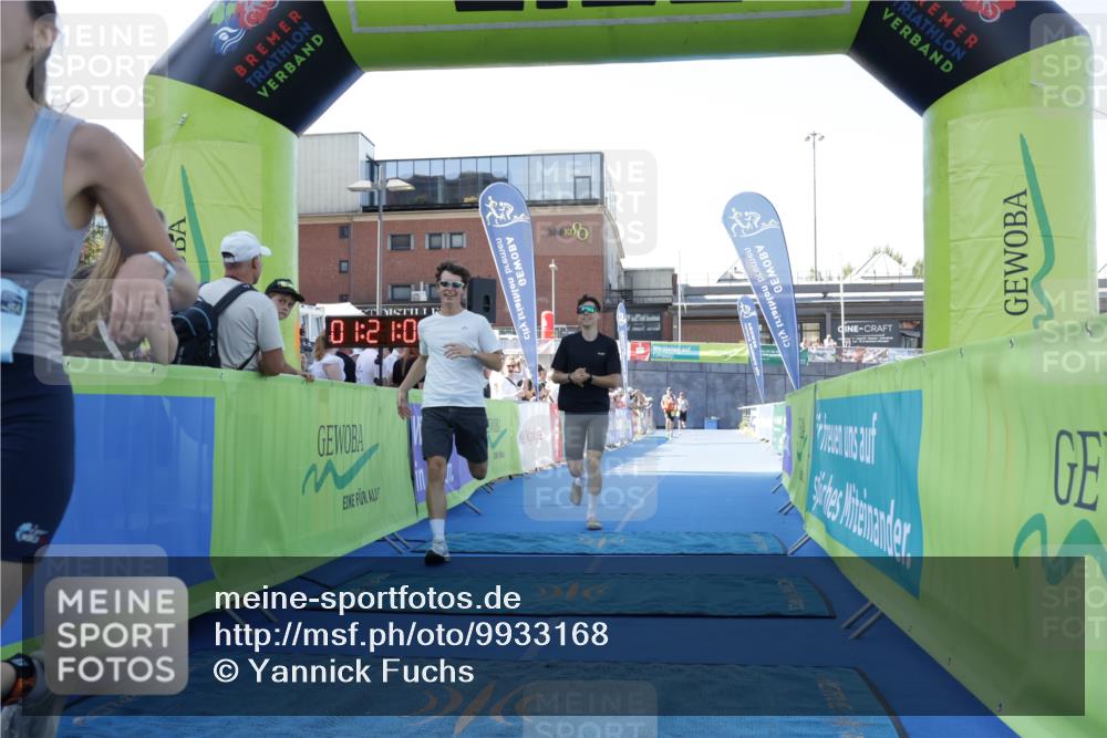 09.08.2026 - GEWOBA Citytriathlon Bremen Yannick Fuchs http://msf.ph/oto/9933168 09.08.2026 11:21:08 Ziel 177 meine-sportfotos.de