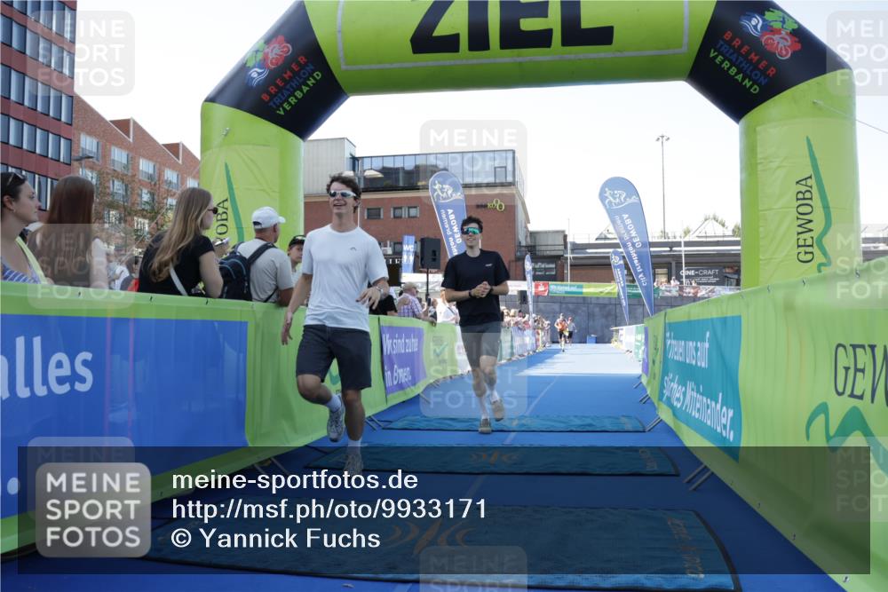 09.08.2026 - GEWOBA Citytriathlon Bremen Yannick Fuchs http://msf.ph/oto/9933171 09.08.2026 11:21:08 Ziel 177 meine-sportfotos.de