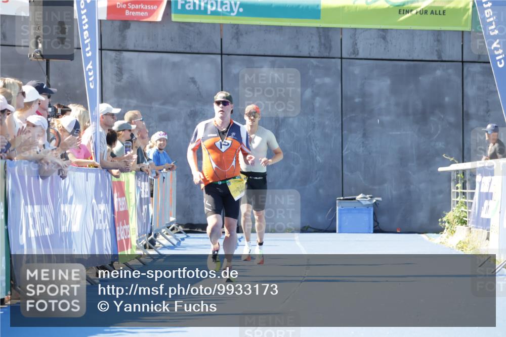 09.08.2026 - GEWOBA Citytriathlon Bremen Yannick Fuchs http://msf.ph/oto/9933173 09.08.2026 11:21:10 Ziel 177 meine-sportfotos.de