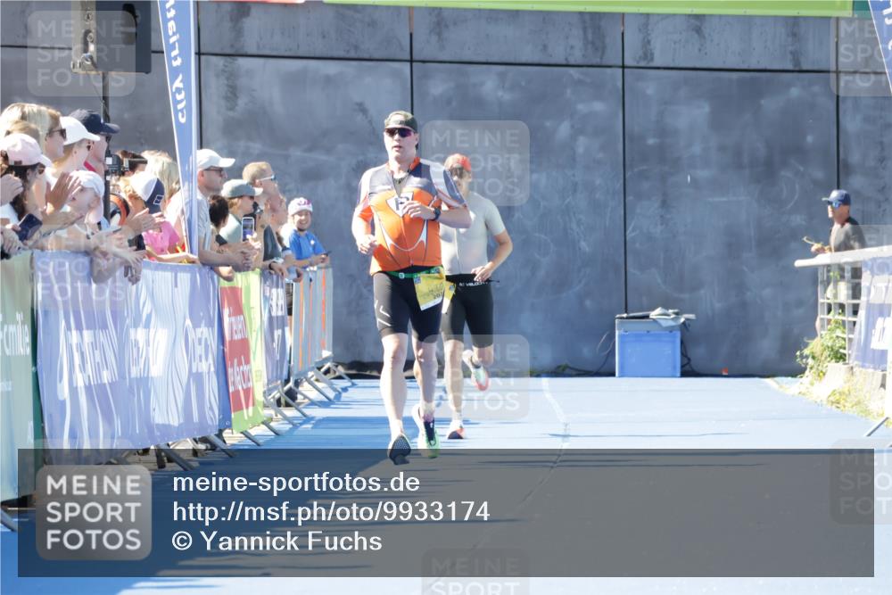 09.08.2026 - GEWOBA Citytriathlon Bremen Yannick Fuchs http://msf.ph/oto/9933174 09.08.2026 11:21:10 Ziel 177 meine-sportfotos.de
