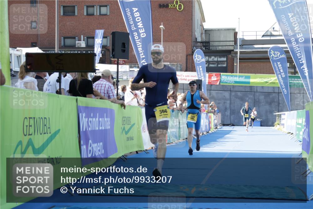 09.08.2026 - GEWOBA Citytriathlon Bremen Yannick Fuchs http://msf.ph/oto/9933207 09.08.2026 11:21:31 Ziel 366, 393 meine-sportfotos.de