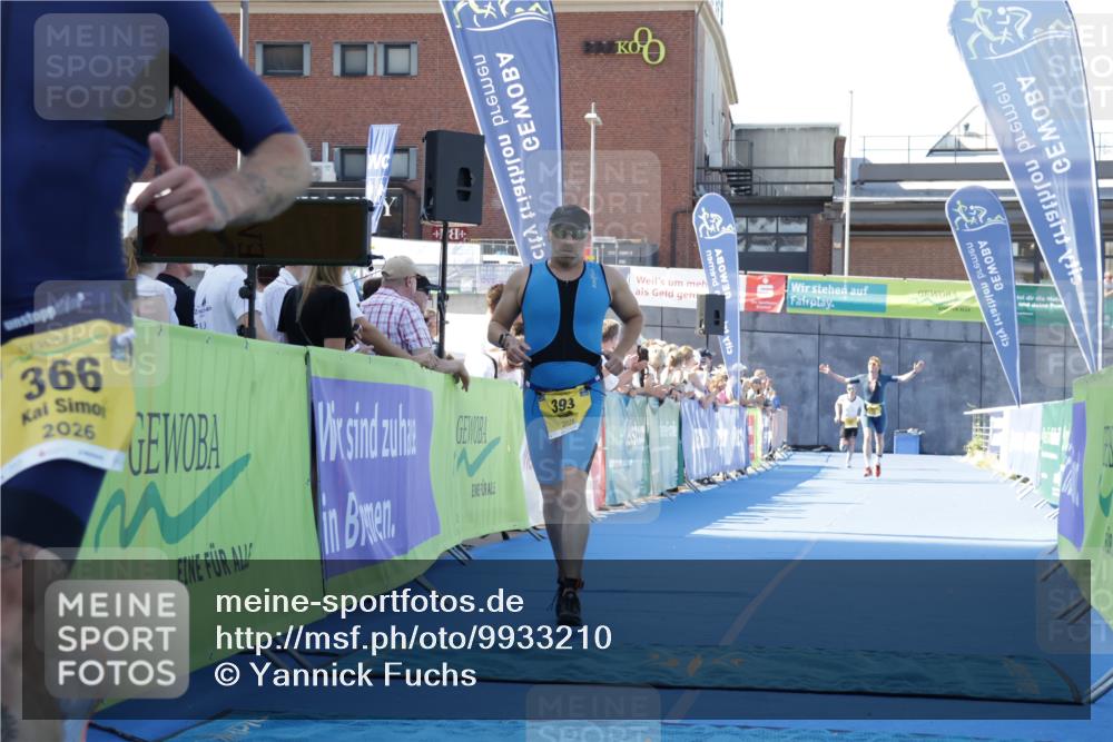 09.08.2026 - GEWOBA Citytriathlon Bremen Yannick Fuchs http://msf.ph/oto/9933210 09.08.2026 11:21:33 Ziel 366, 382, 393 meine-sportfotos.de