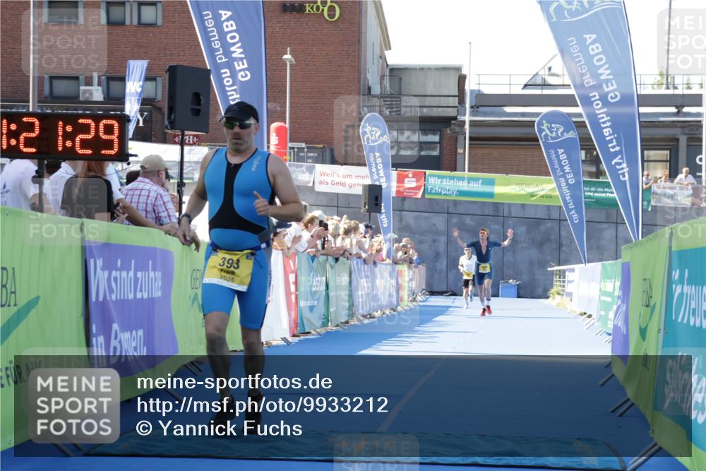 09.08.2026 - GEWOBA Citytriathlon Bremen Yannick Fuchs http://msf.ph/oto/9933212 09.08.2026 11:21:33 Ziel 366, 382, 393 meine-sportfotos.de