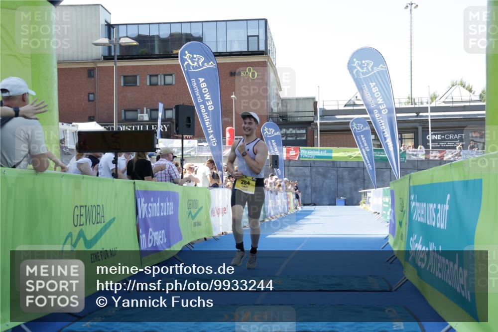 09.08.2026 - GEWOBA Citytriathlon Bremen Yannick Fuchs http://msf.ph/oto/9933244 09.08.2026 11:21:57 Ziel 284 meine-sportfotos.de