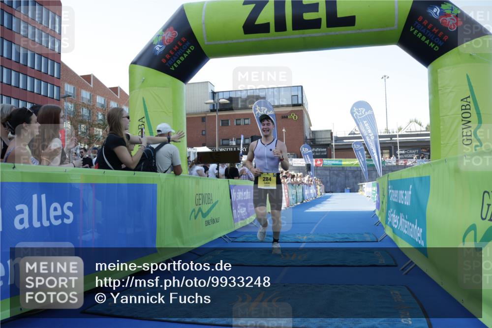 09.08.2026 - GEWOBA Citytriathlon Bremen Yannick Fuchs http://msf.ph/oto/9933248 09.08.2026 11:21:57 Ziel 284 meine-sportfotos.de